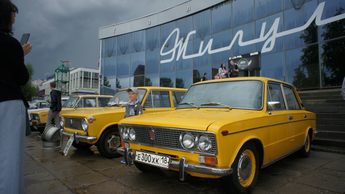 boris busorgin zayr16iykmo unsplash