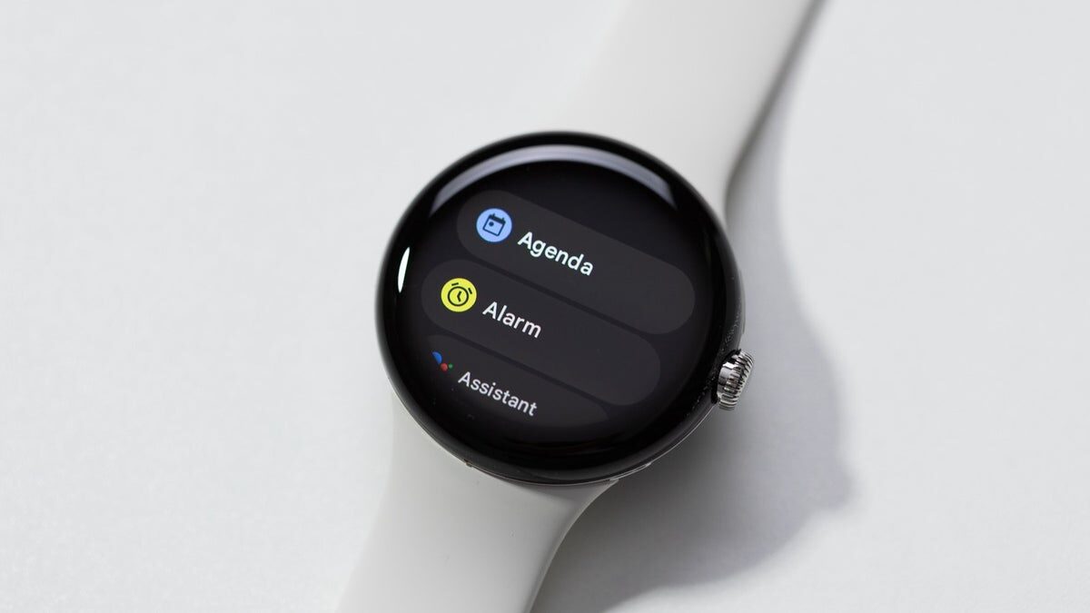 google clock update adds new features including alarm syncing with your pixel watch