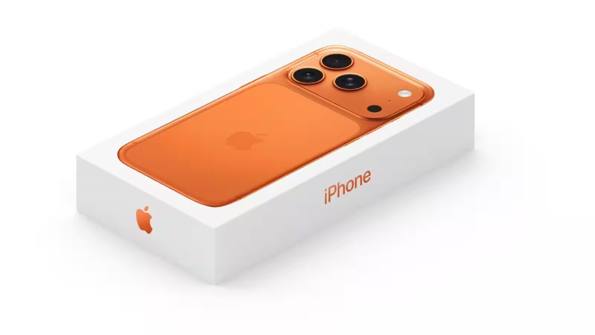 Коробки iPhone 17 впервые показали на реальных фото 4 iphone 17 pro box edited