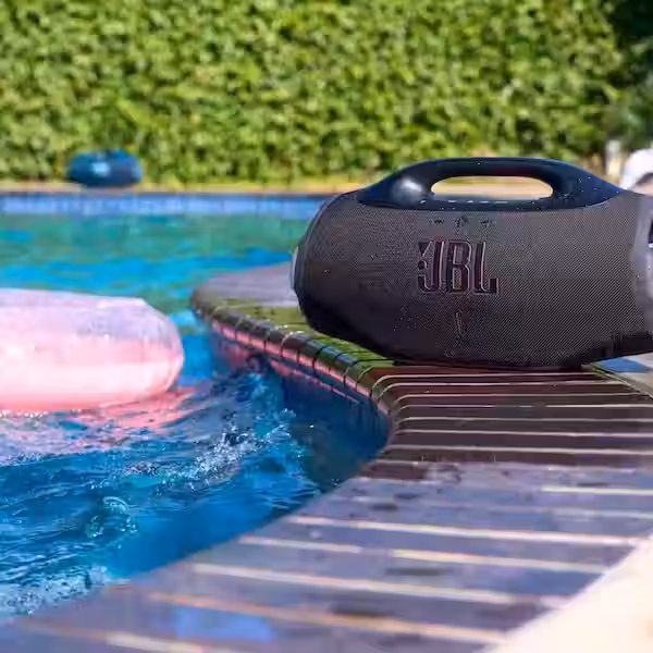 jbl boombox 4 pool lifestyle
