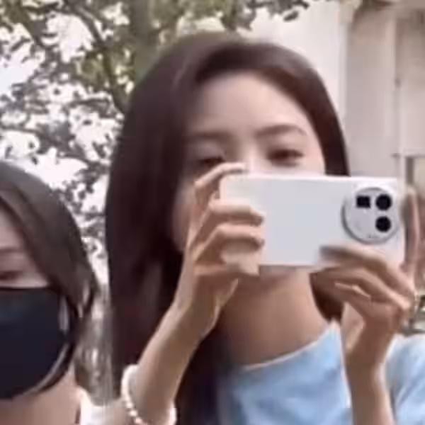 realme gt 8 pro design