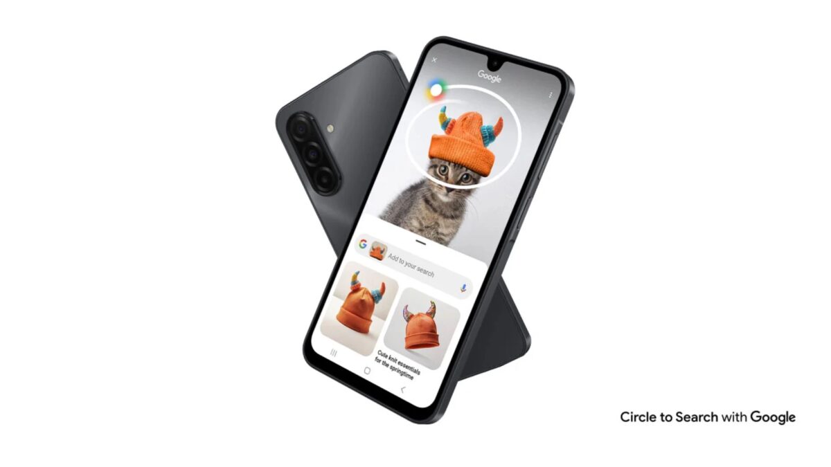 Смартфон Samsung Galaxy A17 4G с черной крышкой и тройной камерой со спереди и сзади