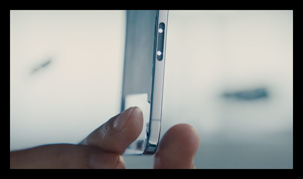 Apple представила самый тонкий iPhone Air толщиной 5,6 мм 11 screenshot 2025 09 09 at 21.41.45