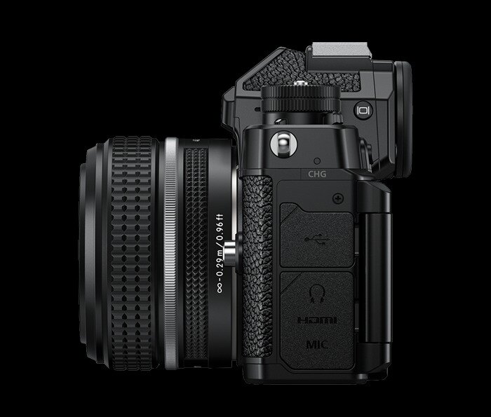 Nikon представила зеркальную камеры Z f в серебристом корпусе 6 sideleft 1763 40mm z utjhi ot la