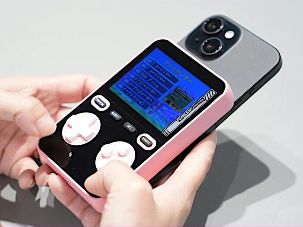 Анонсирована портативная консоль в духе Nintendo Game Boy - Mobile BOY 6 d54ztkz5kjg2