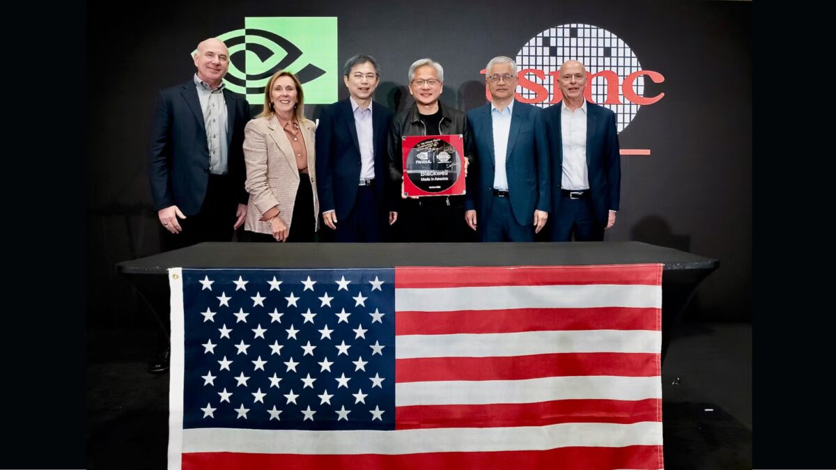 Nvidia произвела первую пластину Blackwell полностью на территории США 1 nvidia tsmc us wafer