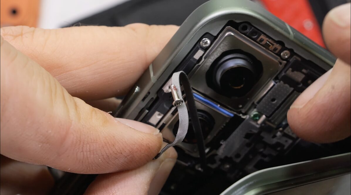 Проведено тестирование на прочность Xiaomi 17 Pro с двумя экранами 4 qirtihmjzfsgwo7aztpyb88z1garutsgt4wdmuz