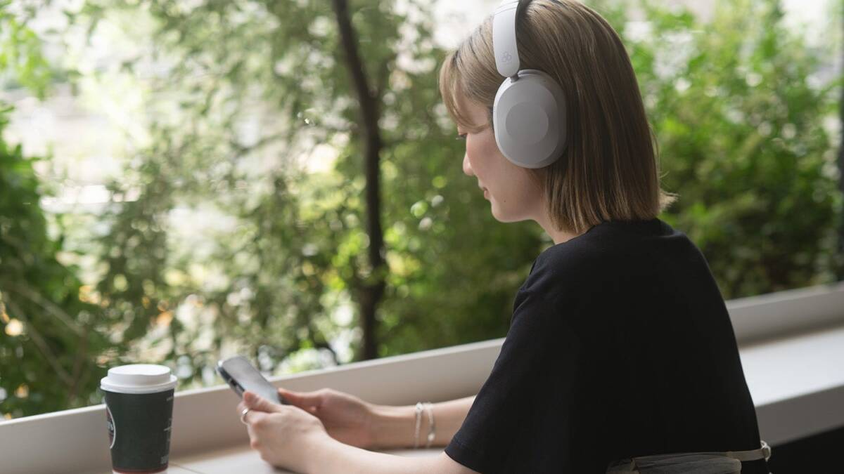 Final представила UX1000: беспроводные наушники с гибридным ANC и автономностью до 70 часов 3 121822 176 747138bb2fd65803fbbf6 1