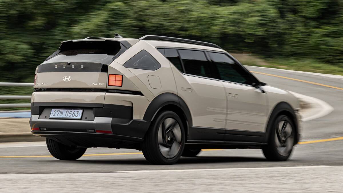 Hyundai представила водородный кроссовер NEXO 2026 с запасом хода 826 км 6 arenaev 002 4