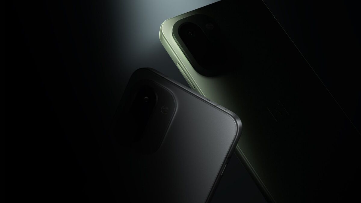 Два смартфона OnePlus 15R в черном и зеленом цветах, снимок с камерой на задней панели