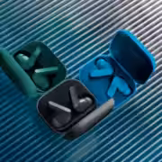 moto buds bass launch kv