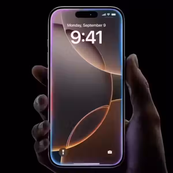 siri glow activation iphone 16 pro.jpg