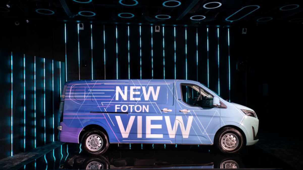 Новый фургон FOTON VIEW внутри и снаружи