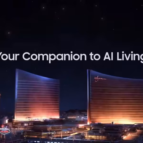 Ночной городской skyline в тизере Samsung The First Look 2026 с подсвеченными небоскребами