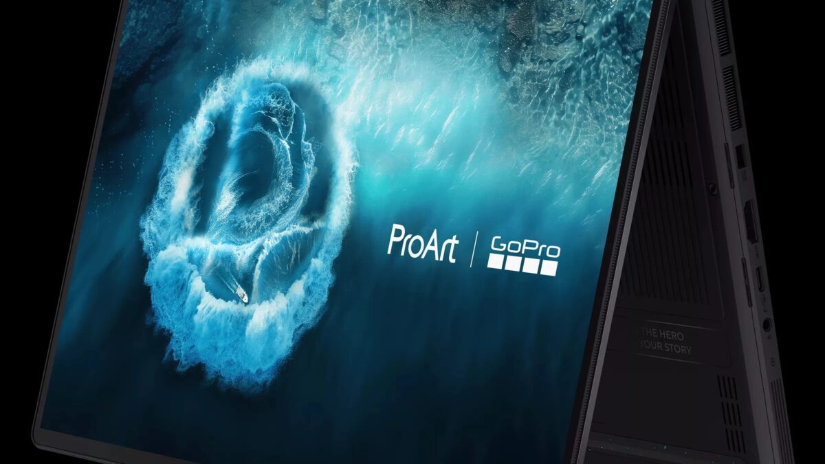 Современный гибкий ноутбук Asus ProArt GoPro Edition PX13 в режиме трансформации крупным планом