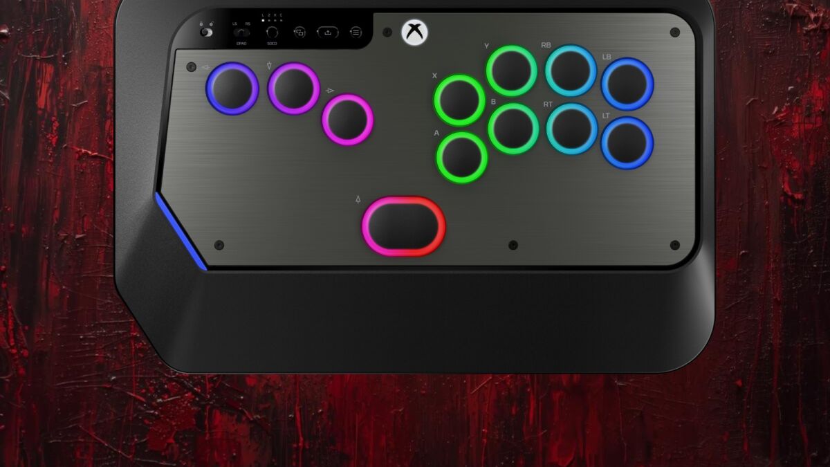 Беспроводной игровой контроллер HyperX Clutch Tachi с RGB-подсветкой