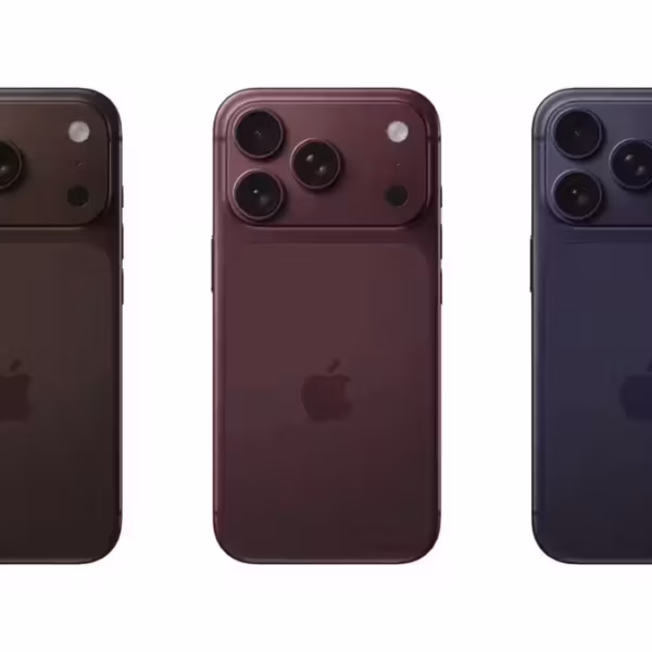 Три цвета iPhone 18 с тройной камерой на задней панели