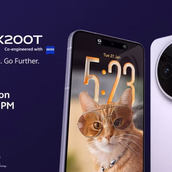 Промо Vivo X200T: фронтальная и задняя панели смартфона с упоминанием ZEISS и чипа Dimensity 9400+
