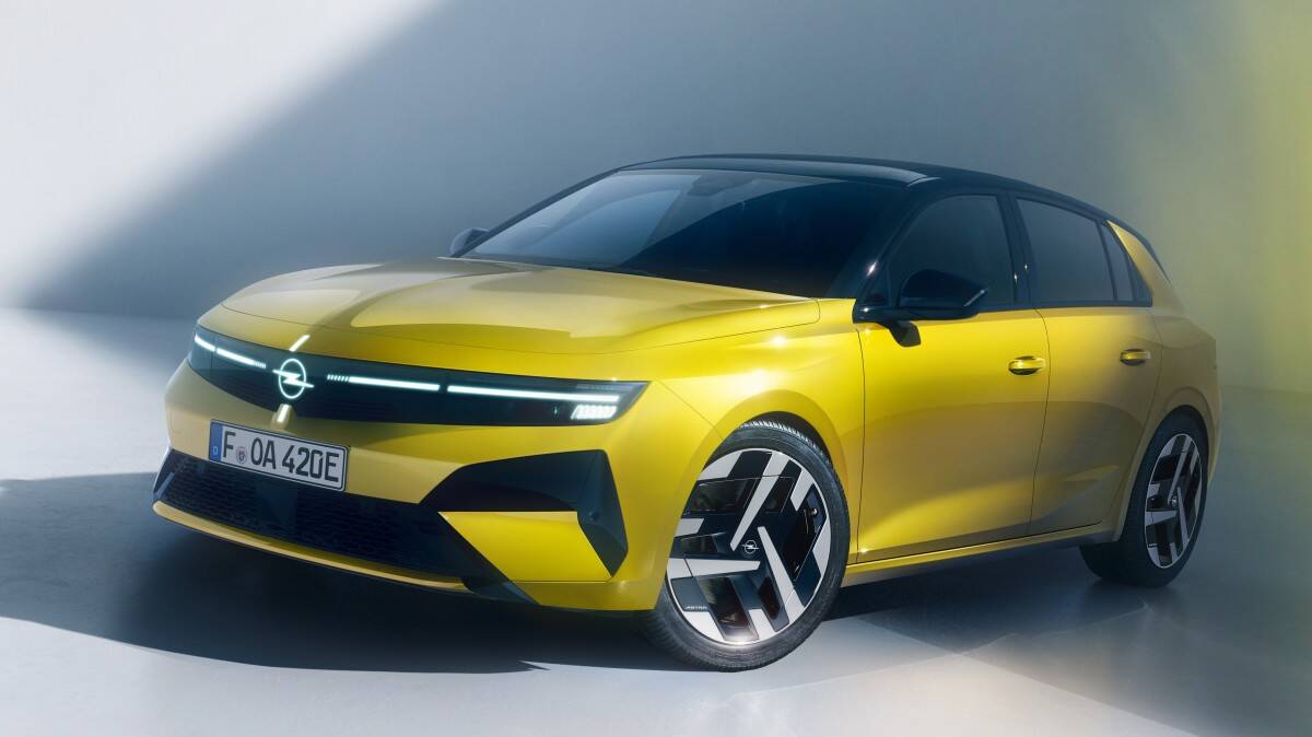 В продажу поступила новая Opel Astra с увеличенным запасом хода