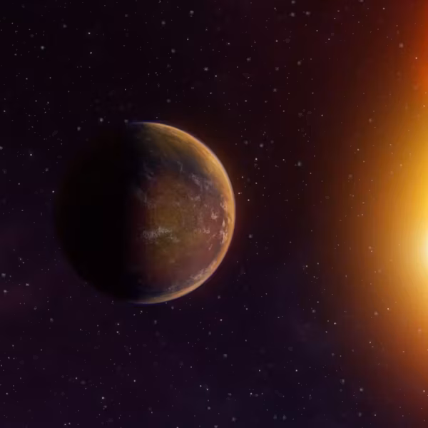 Художественная визуализация экзопланеты суперземли с лавовыми цунами и звездой на фоне