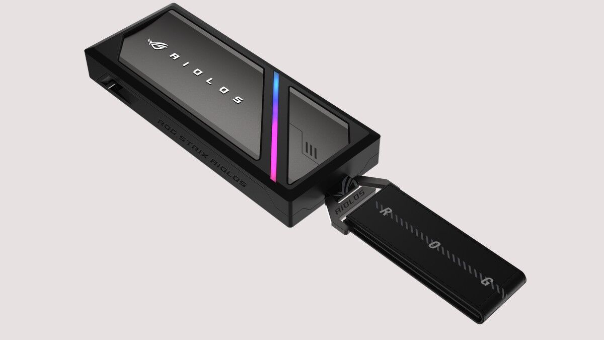 Внешний бокс ASUS ROG Strix Aiolos для SSD M.2 с интерфейсом Type-C