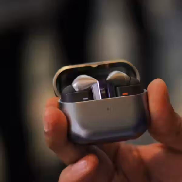 galaxy buds 3 pro blade lights 9