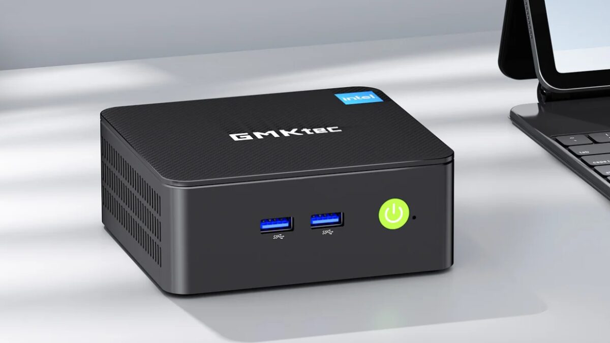 Мини-ПК Gmktec NucBox G3 Pro с двумя USB 3.0 портами и кнопкой питания на передней панели