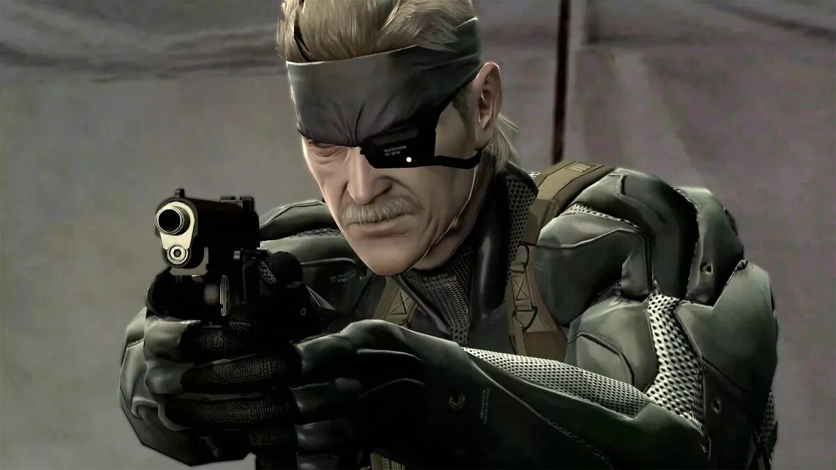 Кадр из ремастера Metal Gear Solid 4: герой с оружием и повязкой с наклейкой на глазу