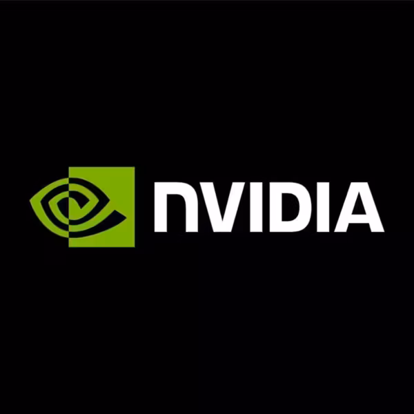 Логотип NVIDIA с зеленым глазом и надписью NVIDIA на темном фоне для приложения GeForce NOW