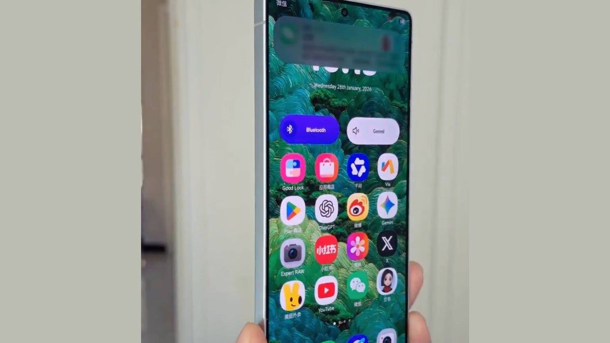 rumored galaxy s26 ultra feature is so genius that apple has decided to copy it