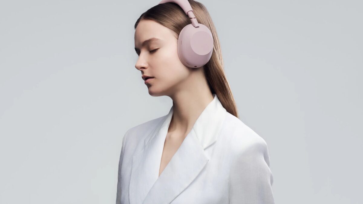 Sony представила наушники WH-1000XM6 в новом цвете Sand Pink 11 wh 1000xm6 sandpink lifestyle heroimage large