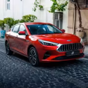 JAC приостановила поставки лифтбека J7 в Россию без планов возобновления