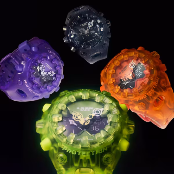 разноцветные часы G-Shock Casio разных цветов на черном фоне