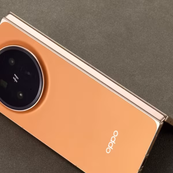 Смартфон OPPO Find N6 с камерой 200 Мп Hasselblad и объективом Danxia на рендере