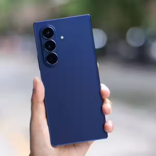 galaxy z fold 7 rear design 1200x674 1