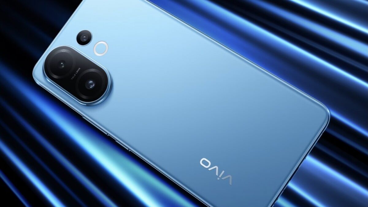 Vivo T5 Pro с синим металлическим корпусом задней панели