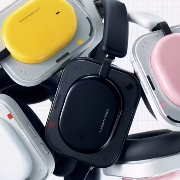Полноразмерные беспроводные наушники Nothing Headphone (a) в нескольких цветах