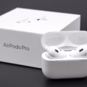 Беспроводные наушники Apple AirPods Pro с зарядным кейсом, обзор для 2026 года