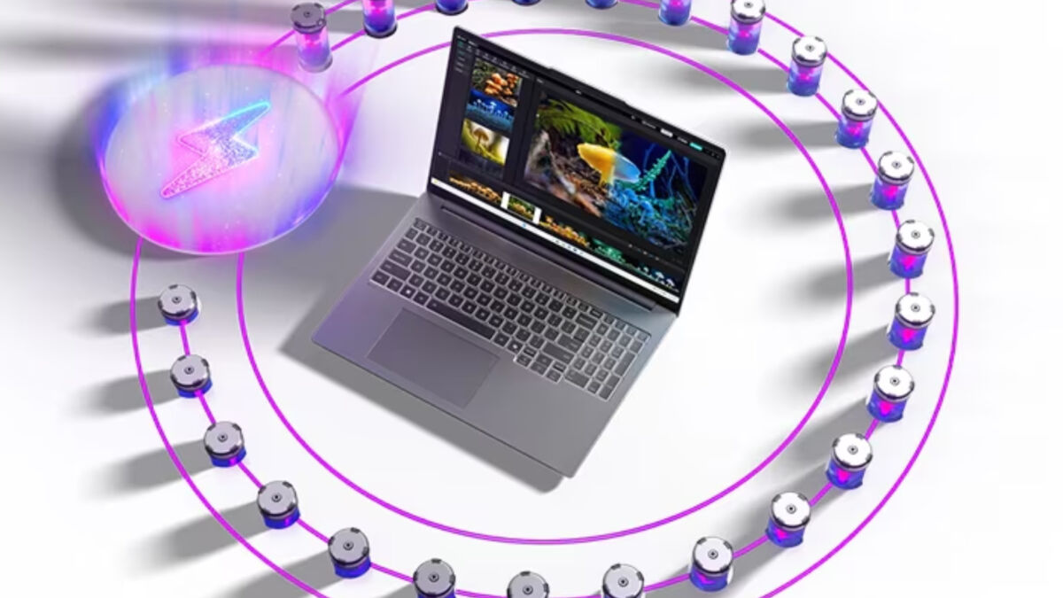 Ленточные светодиодные огни вокруг ноутбука Lenovo IdeaPad Pro 5i Gen 11 с RTX 5050