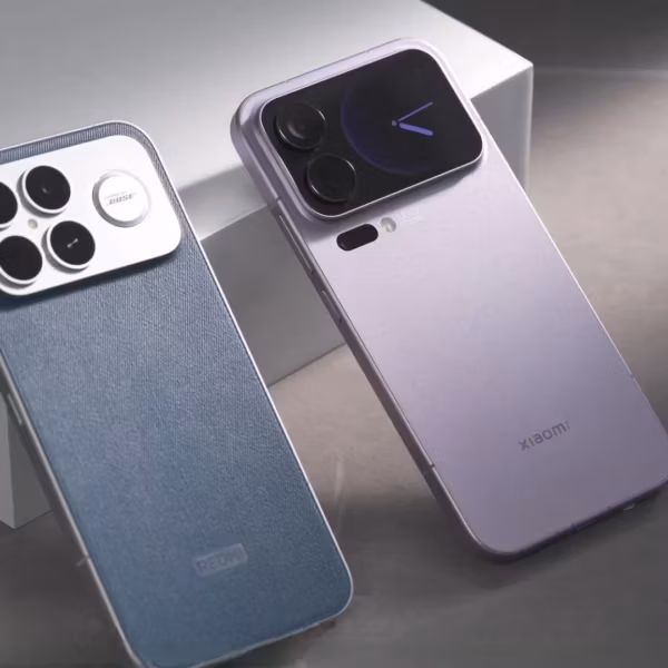 Redmi K90 Ultra и OnePlus Ace 6 Ultra на столе перед анонсом: кадр из видео