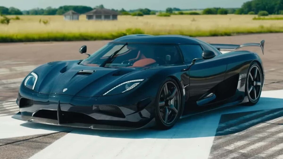 Koenigsegg готовится к выходу на биржу для масштабного роста