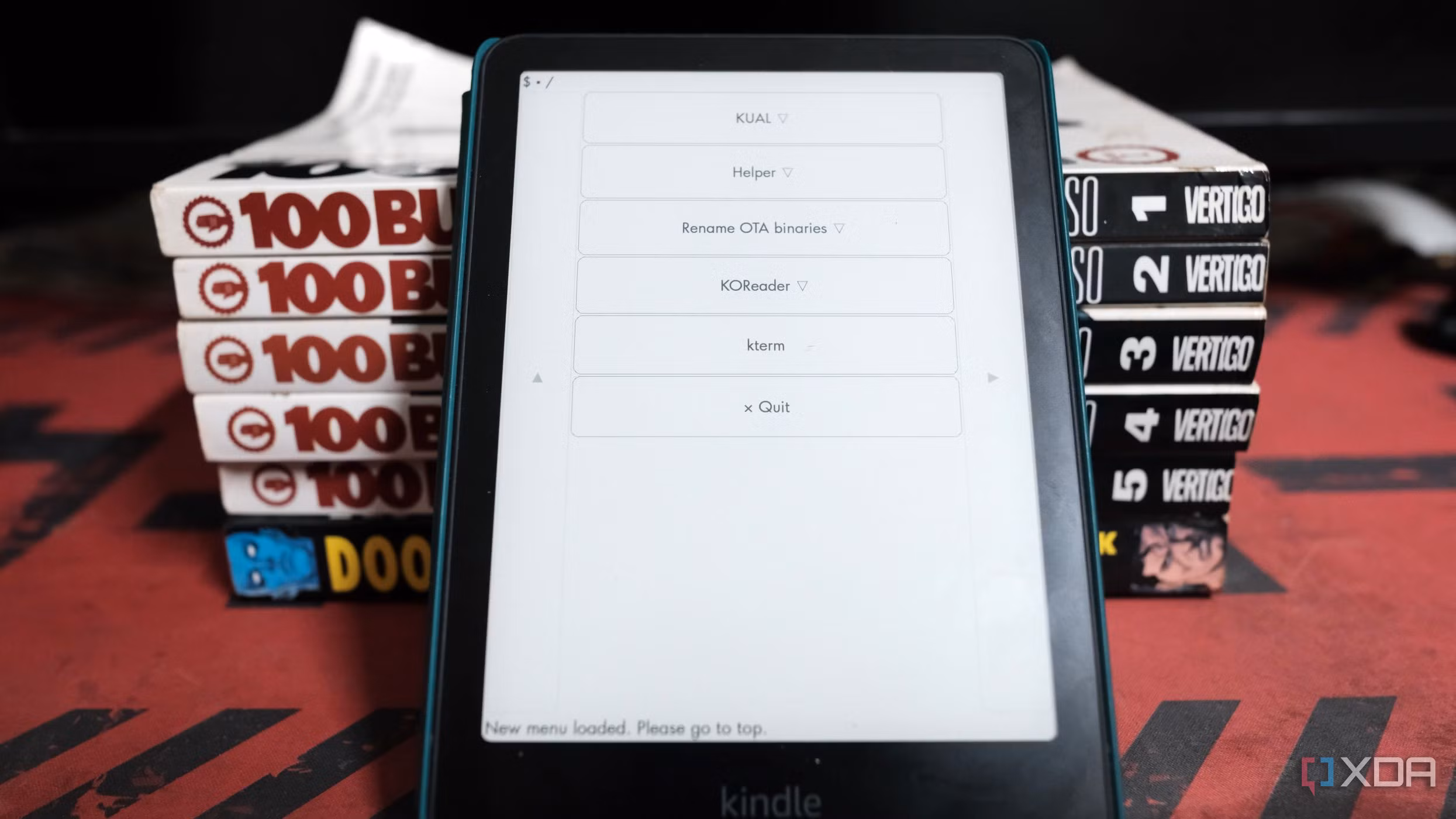 Электронная книга Kindle с меню на экране