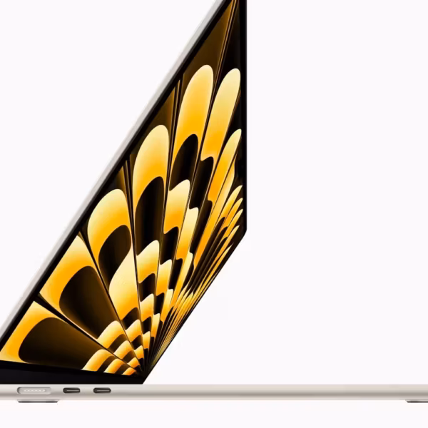 Ноутбук Apple MacBook Air с открытым экраном и клавиатурой, цвет Yellow, модель M3