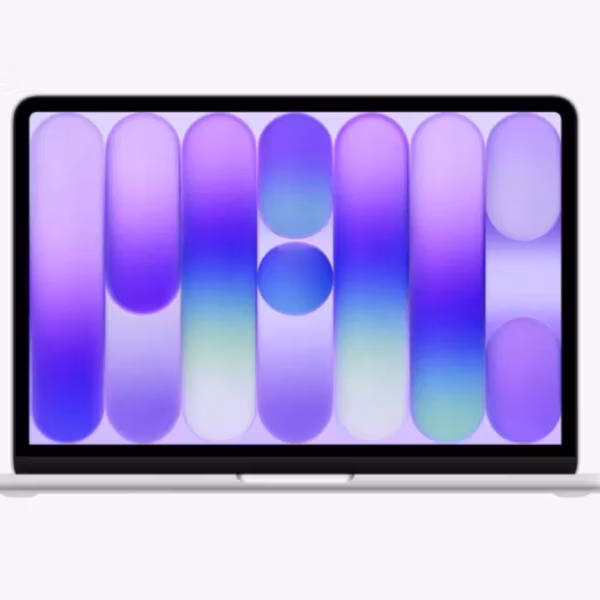 Обновлённый MacBook Neo с серебристым корпусом и ярким цветным дисплеем в чёрной рамке
