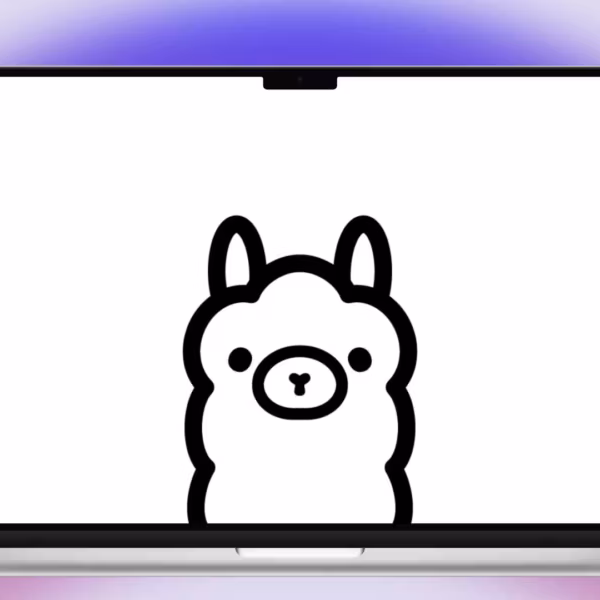 Логотип Ollama на экране MacBook с белым фоном