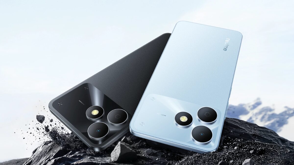 Смартфон Realme Note 80 с тремя камерами и Bluetooth на светлом фоне