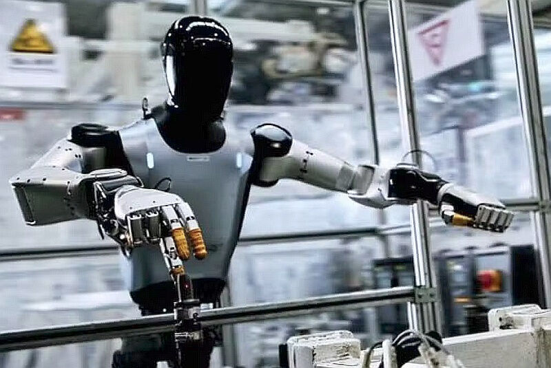 Гуманоидный робот Xiaomi закручивает 9 из 10 гаек на автомобильном заводе 3 robot xiaomi