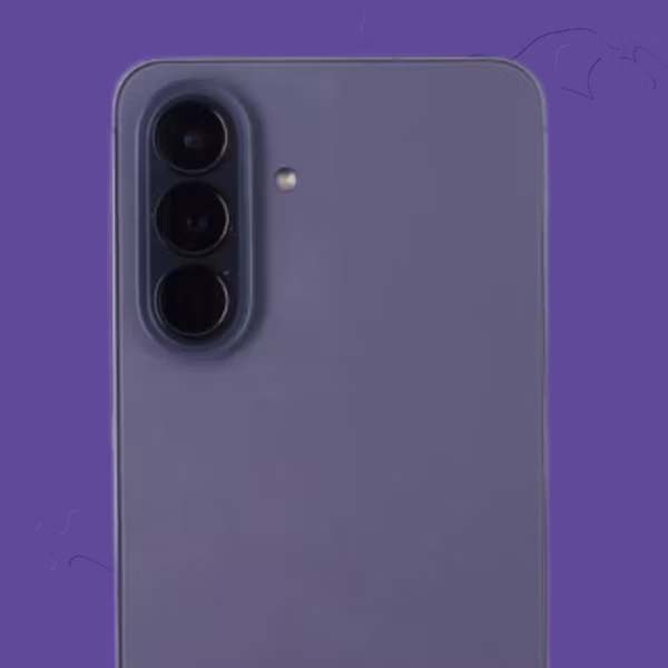 Задняя камера Samsung Galaxy A57 с тремя объективами