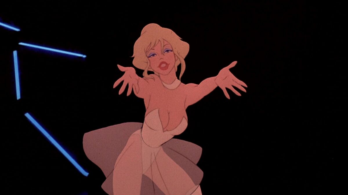 Анимационный персонаж Холли Вуд в косплее на сцене