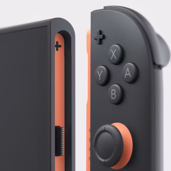 Консоль Nintendo Switch 2 с отсоединяемыми контроллерами Joy-Con на столе